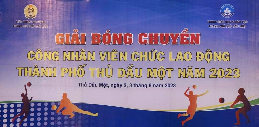 Công đoàn viên CĐCS Trường Tiểu học Chánh Mỹ tham gia giải Bóng chuyền nam, nữ công nhân viên chức, người lao động thành phố Thủ Dầu Một năm 2023